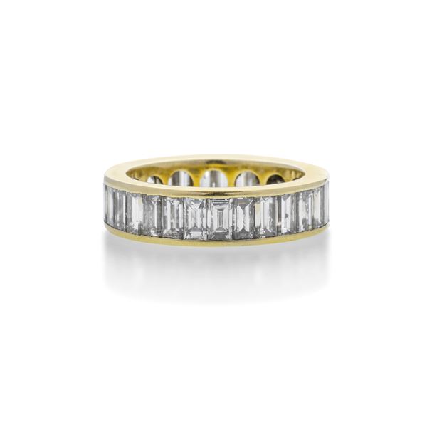 Eternity ring in yellow gold and diamonds