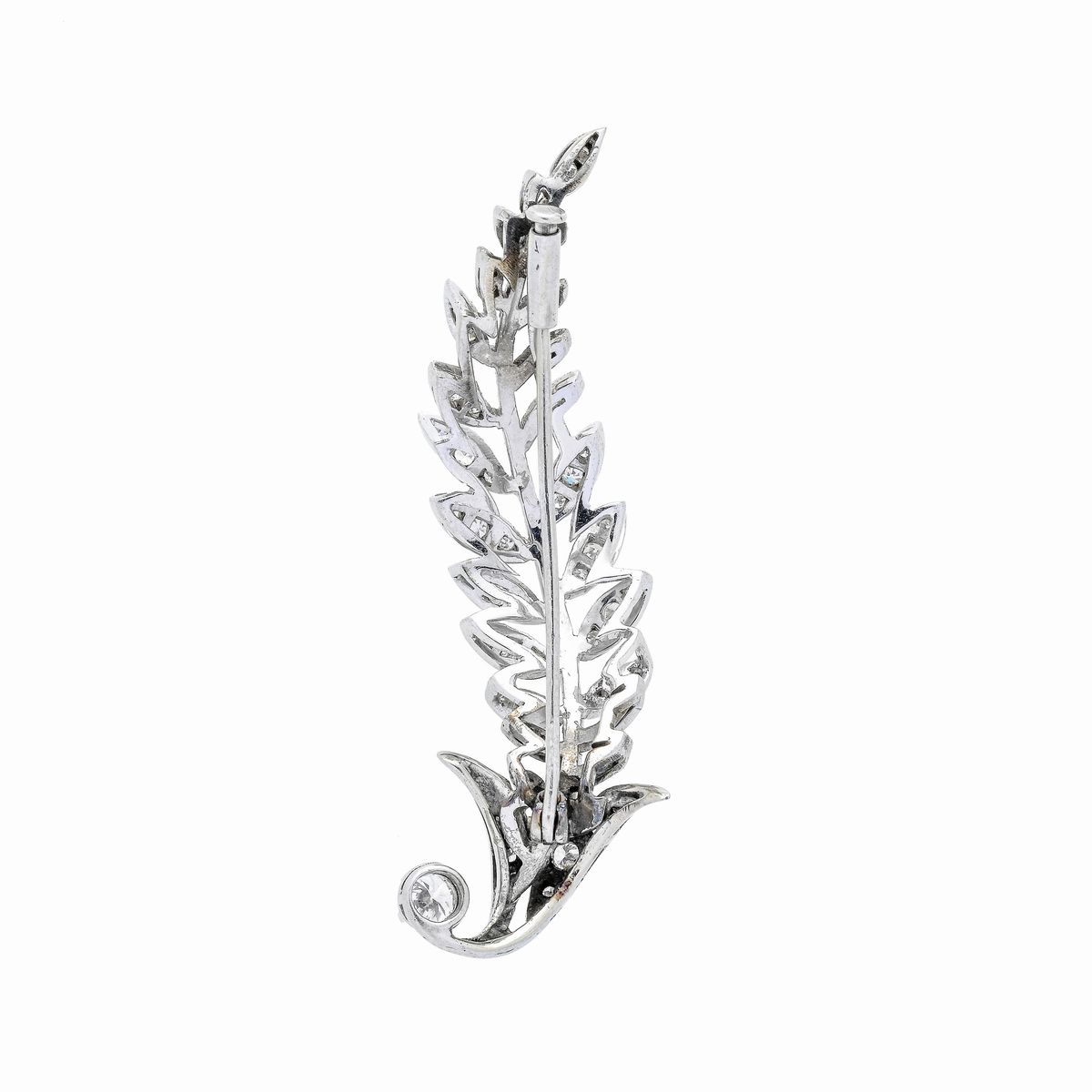 Spilla floreale in oro bianco e diamanti