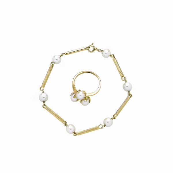 Bracelet and ring in yellow gold and cultured pearls