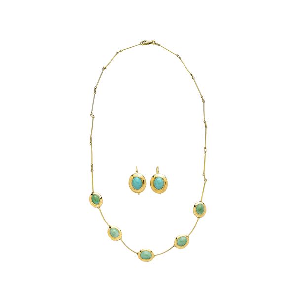 Parure in yellow gold and turquoise paste  (Eighties)  - Auction Antique, Modern and Design Jewelery Auction - Jewels from an Emilian Collection (lots 49-72) - Curio - Casa d'aste in Firenze