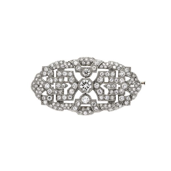 Large brooch in 18 kt white gold and diamonds