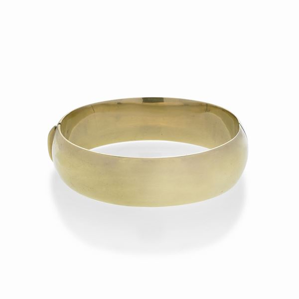 Rigid bracelet in yellow gold