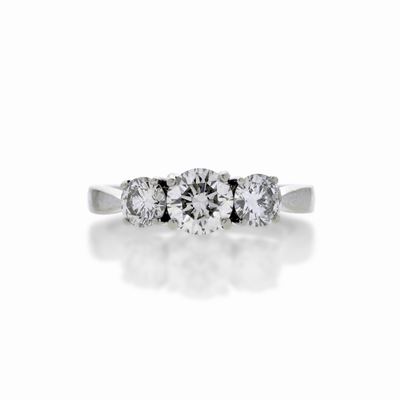 Anello Trilogy in Oro Bianco e Diamanti