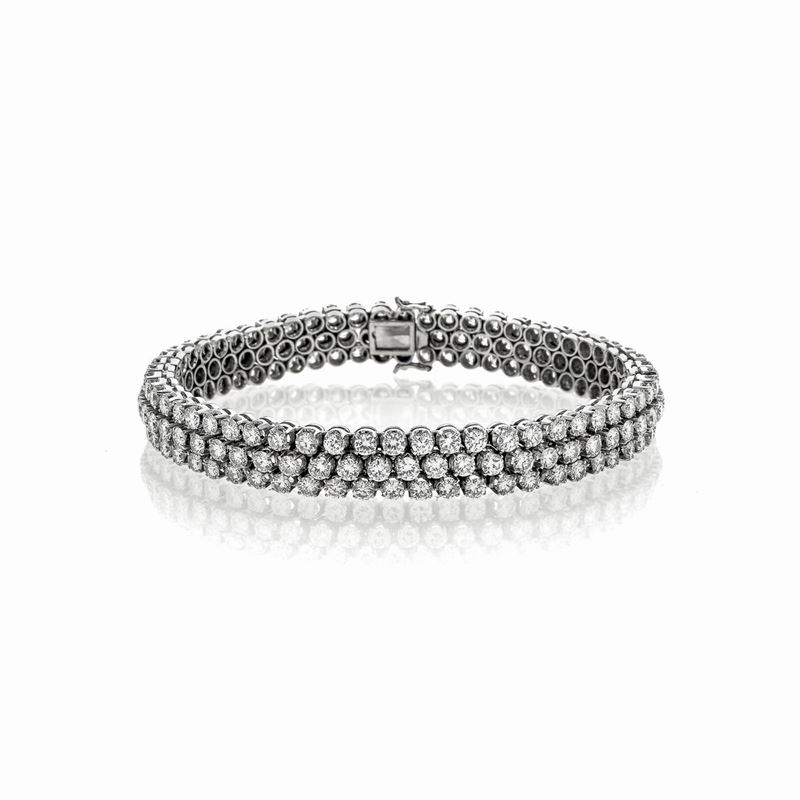 Importante bracciale in oro bianco e diamanti