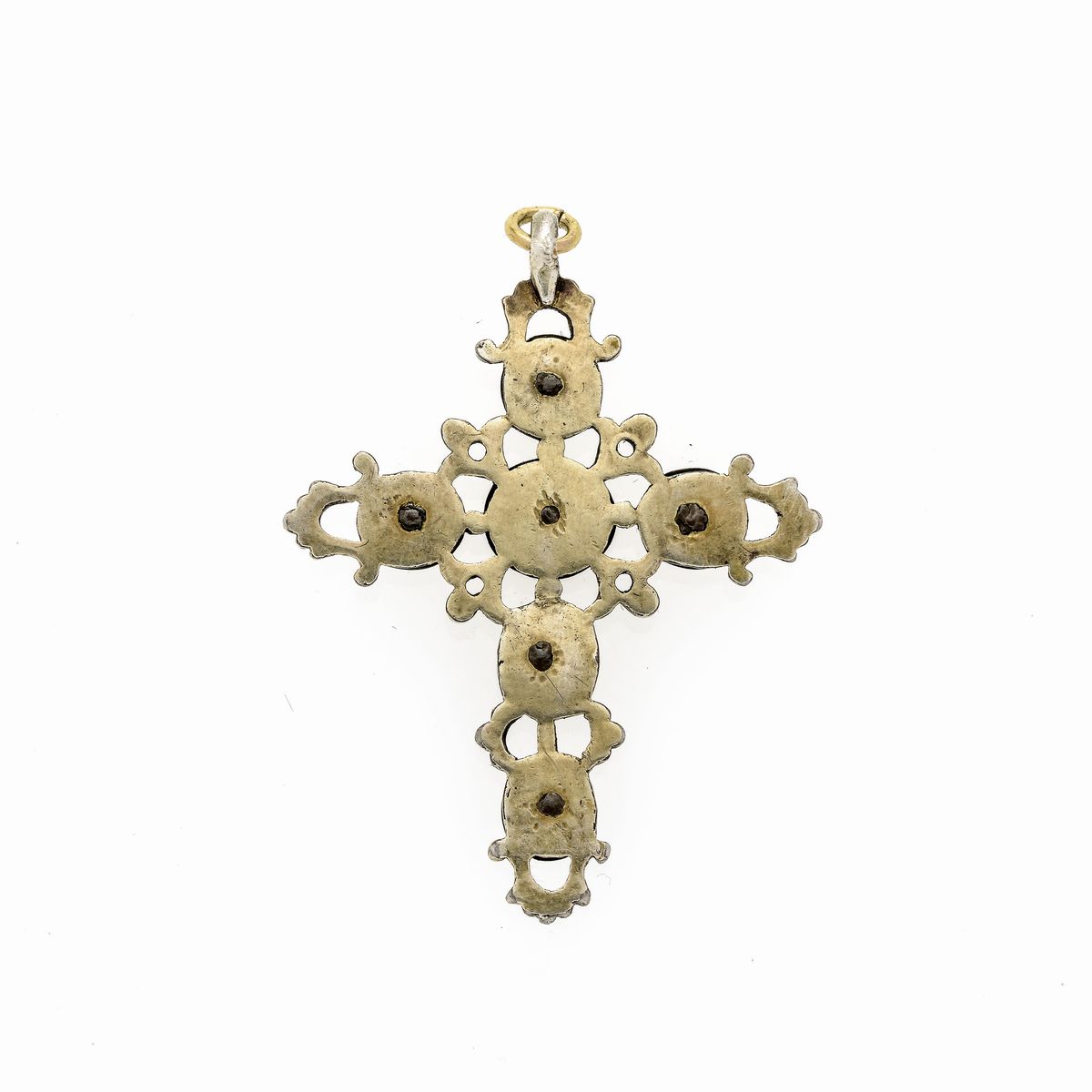 Croce in oro a basso titolo, argento dorato e granati