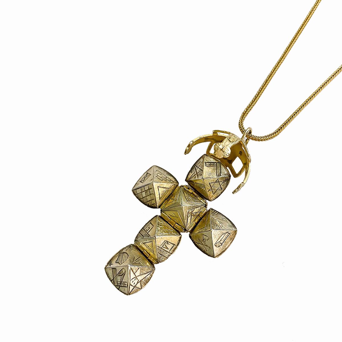 Lunga catena con croce massonica in oro a basso titolo e argento