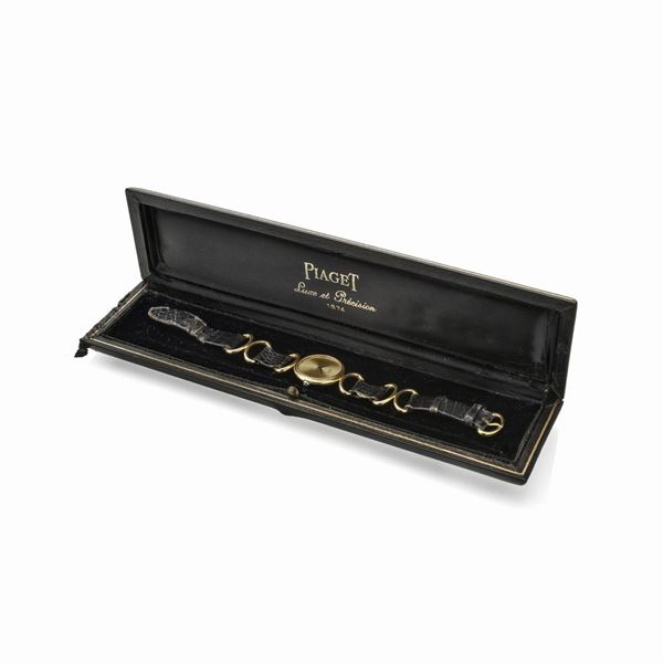 PIAGET - Wristwatch in yellow gold  Ref. 9802D Piaget