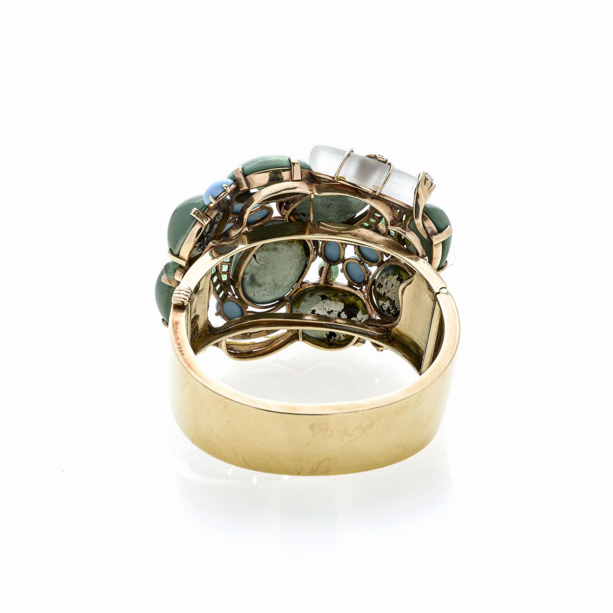 Grande bracciale in oro giallo, diamanti, cristallo di rocca, smeraldi e turchese David Webb
