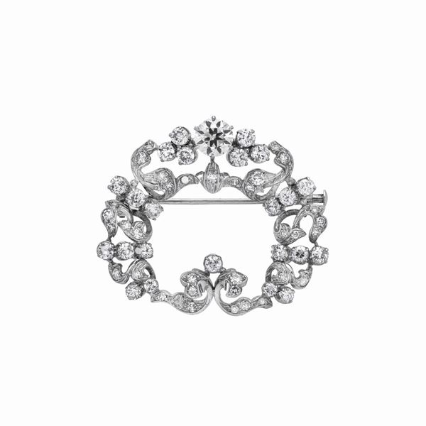 Spilla a ghirlanda in oro bianco e diamanti