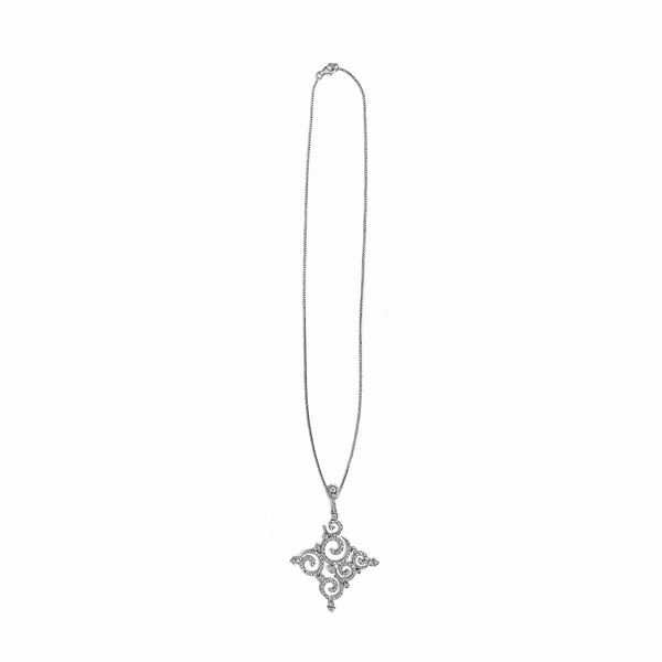 Pendente fantasia con catena in oro bianco e diamanti