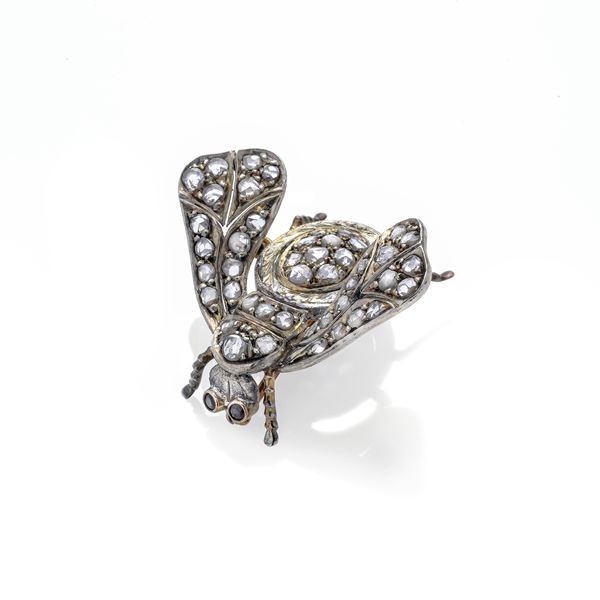 Fly brooch in low title gold, silver and diamonds