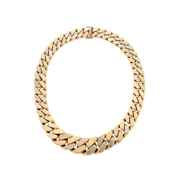 Important necklace in white and yellow gold