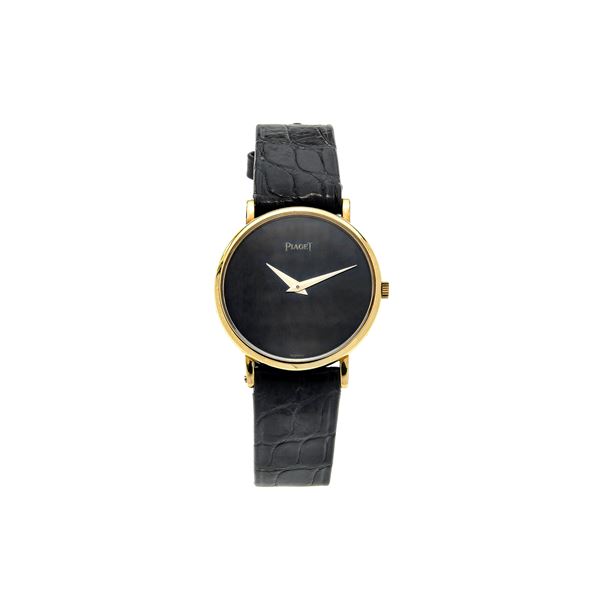 PIAGET : Wristwatch in yellow gold and onyx, Piaget Ref. 9015  (The nineties)  - Auction Auction of antique and modern Jewelry and Wristwatches - Curio - Casa d'aste in Firenze