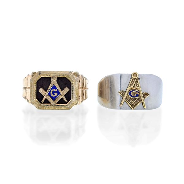 Lot of two masonic rings in silver, low title gold and blue enamel