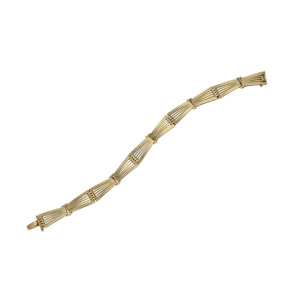 Yellow gold link bracelet  (Sixties)  - Auction Auction of Jewellery, Precious Stones and Wristwatches - Curio - Casa d'aste in Firenze
