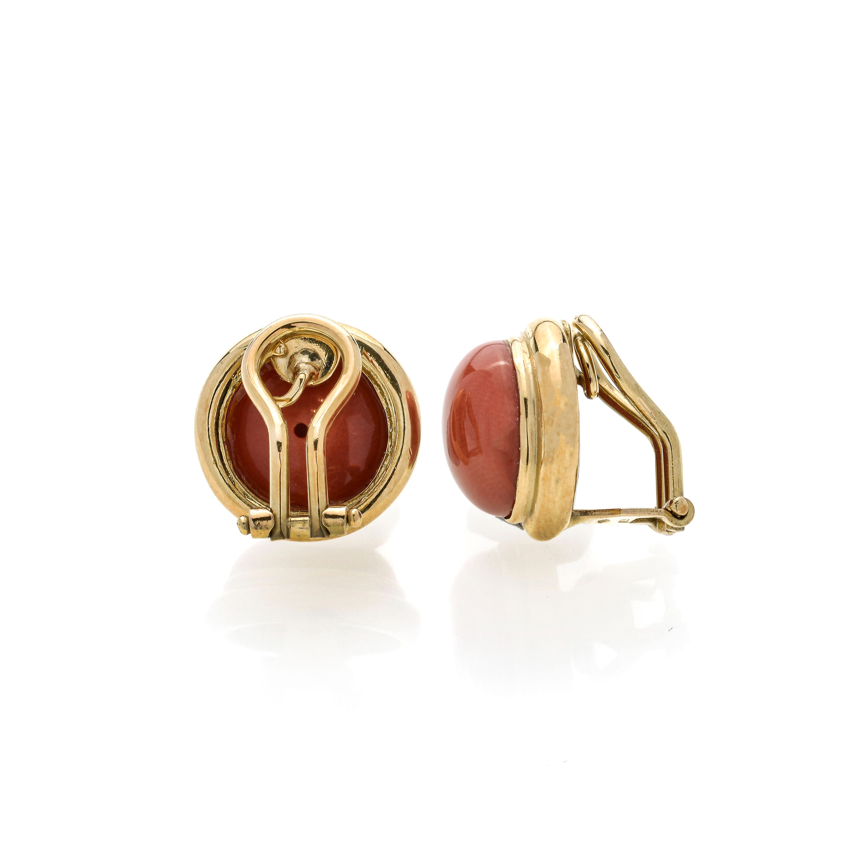 Paio di orecchini a clips in oro giallo 18 kt e corallo rosso