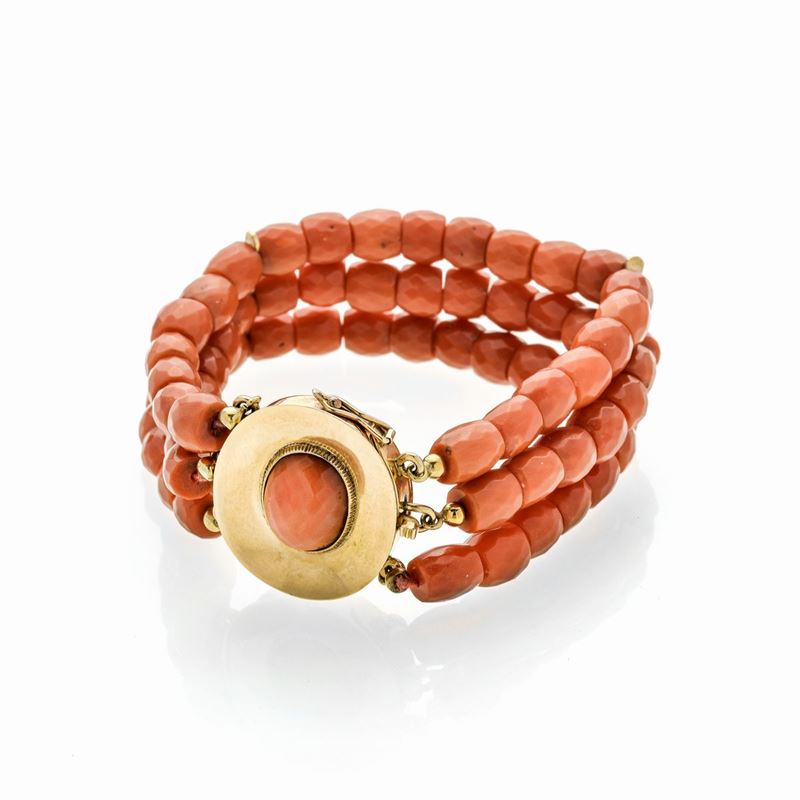 Bracciale in oro giallo 18 kt e corallo rosso