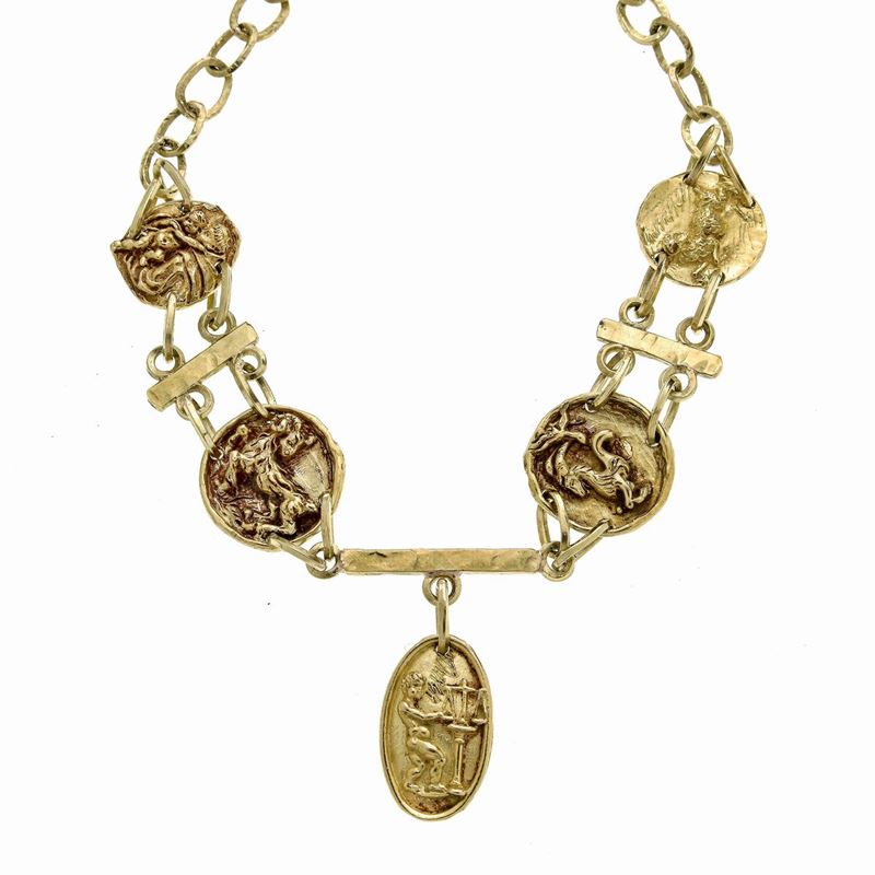 Collana in oro giallo con segni zodiacali, firmata Germano