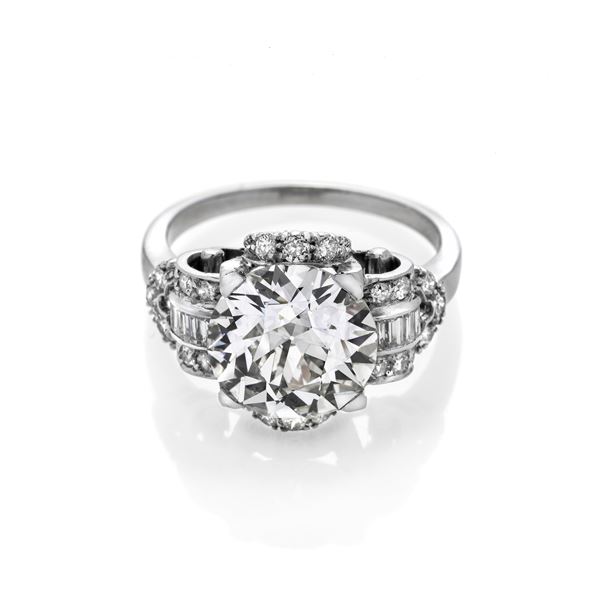 Important ring in platinum and diamonds