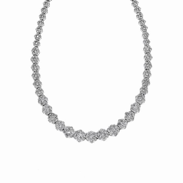 Collana in oro bianco e diamanti