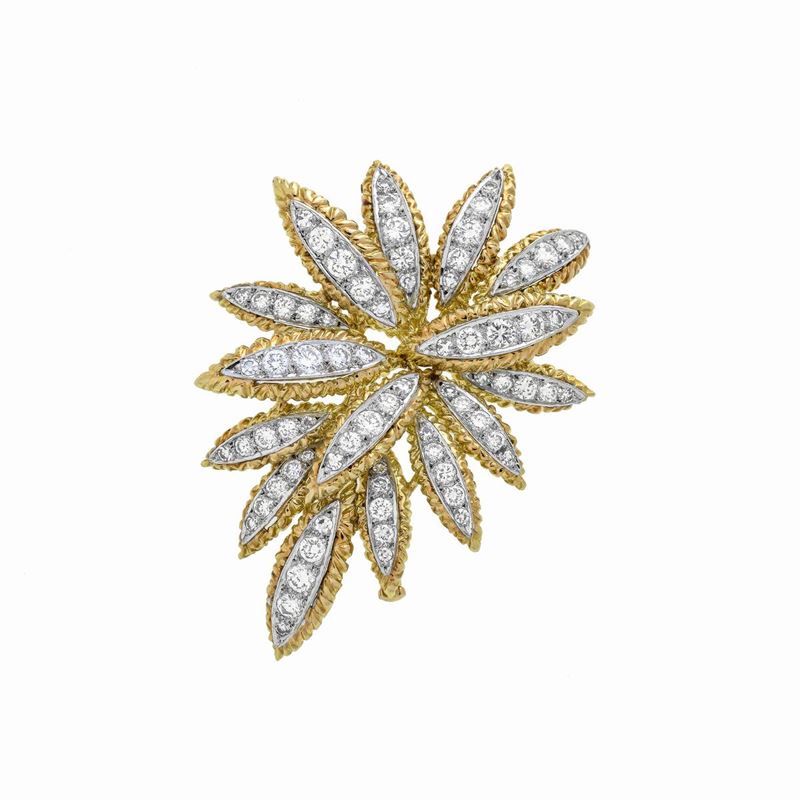 Clip Floreale in oro giallo, oro bianco e diamanti, firmata Vourakis