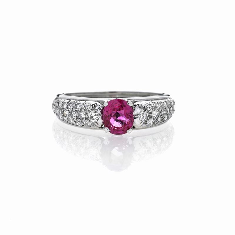 Anello a fascia in platino, diamanti e rubino Burma