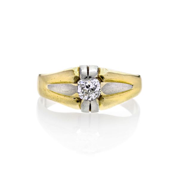 18 kt yellow gold, white gold and diamond men's ring
