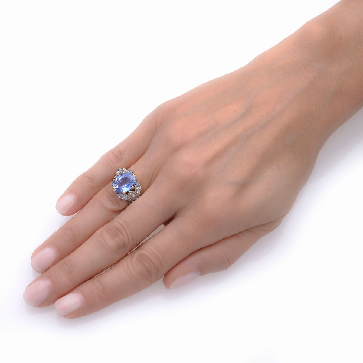 Anello in oro bianco e oro giallo 18k, diamanti e zaffiro Ceylon