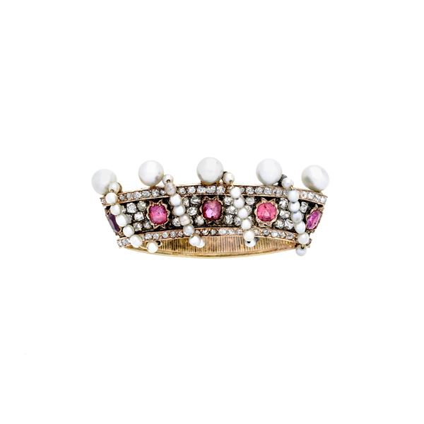 Spilla Corona in oro rosa 18k, diamanti, rubini e perle