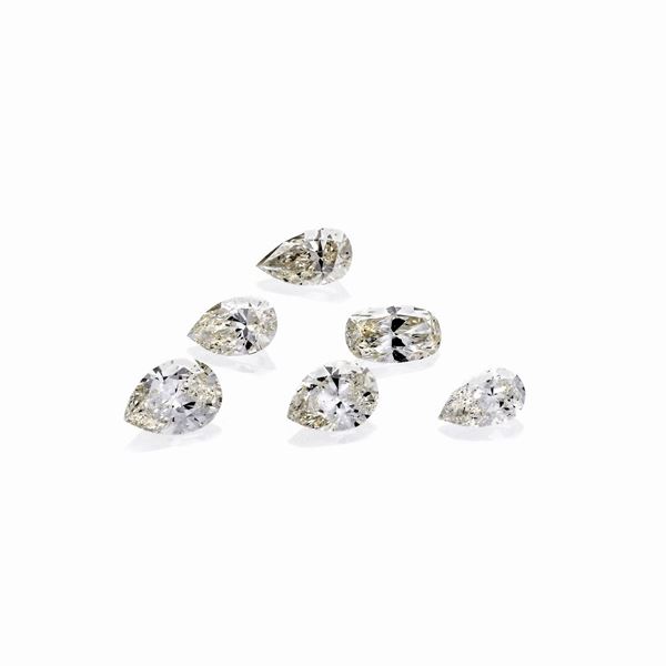 Lot of 60 diamonds  - Auction Auction of antique and Modern Jewelry and Wristwatches - Curio - Casa d'aste in Firenze