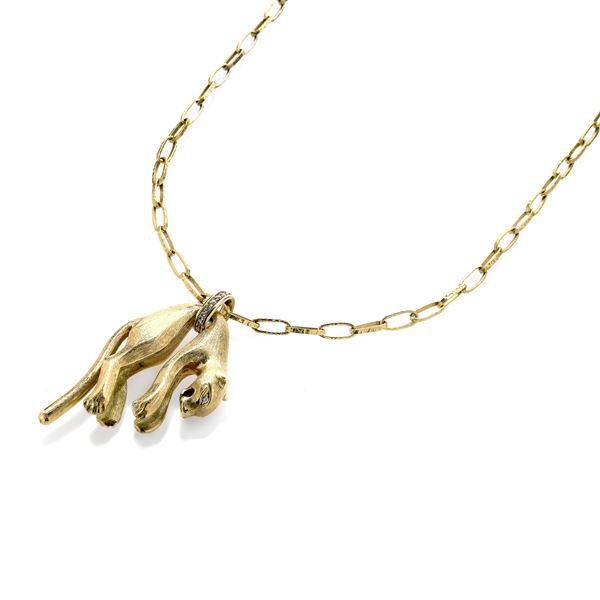 Large Panther pendant with long intertwined link chain in 18 k yellow gold and diamonds