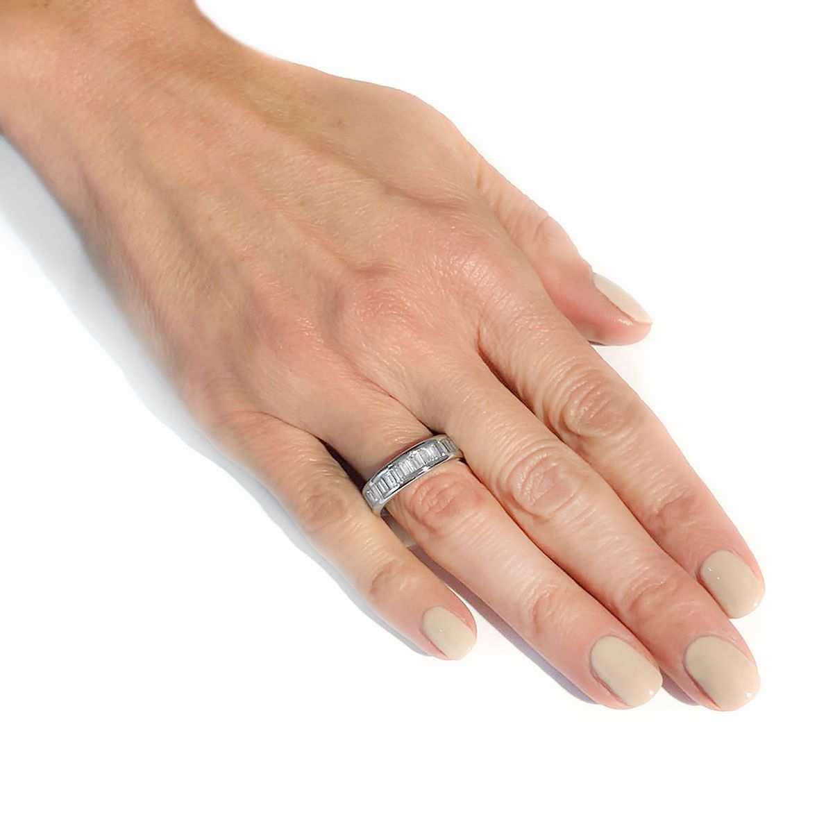 Anello Eternity in oro bianco 18k e diamanti