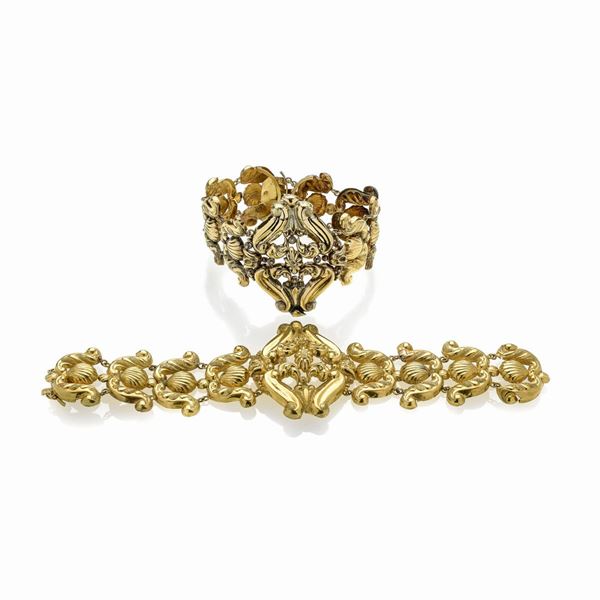 Coppia di rari bracciali in oro 18 kt e 22 kt