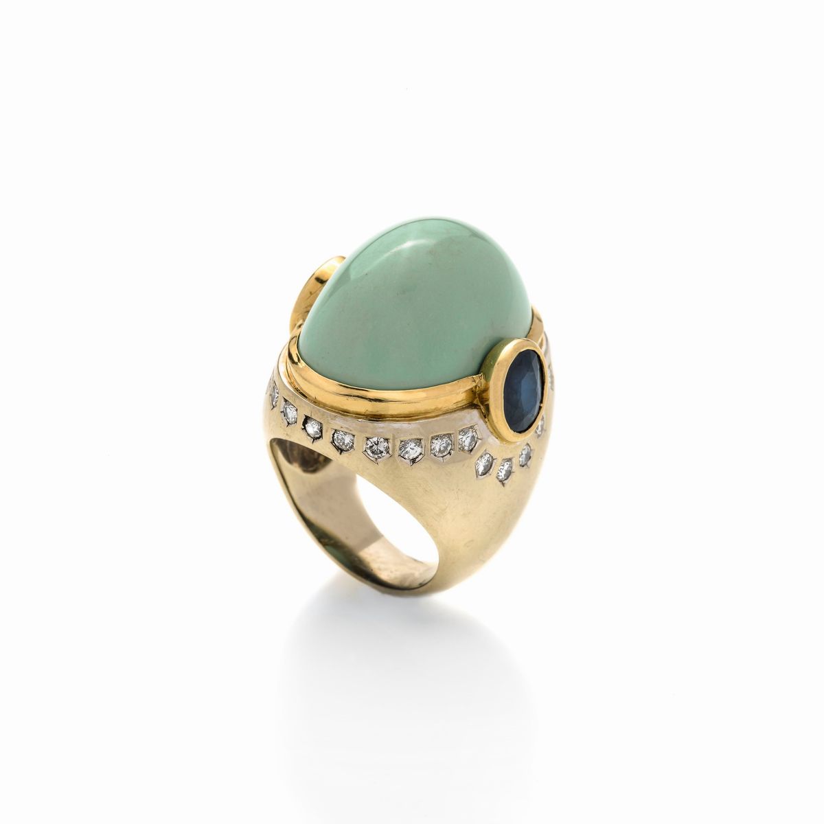 Grande anello in oro giallo 18 kt, oro bianco, diamanti, zaffiri e turchese