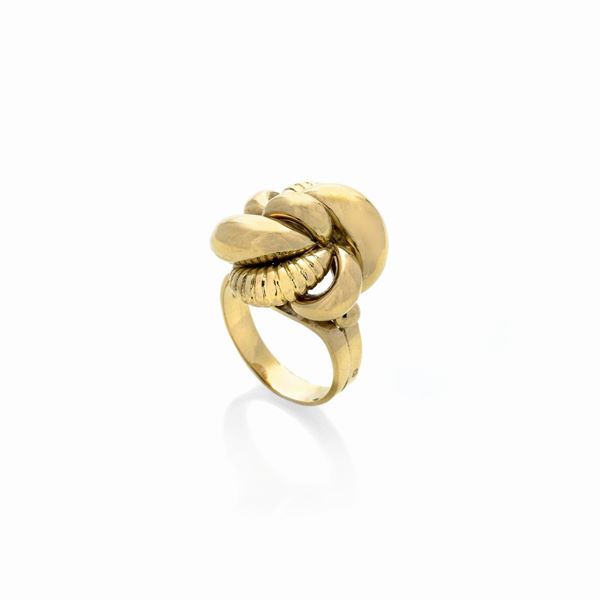 Anello in oro giallo 18 kt