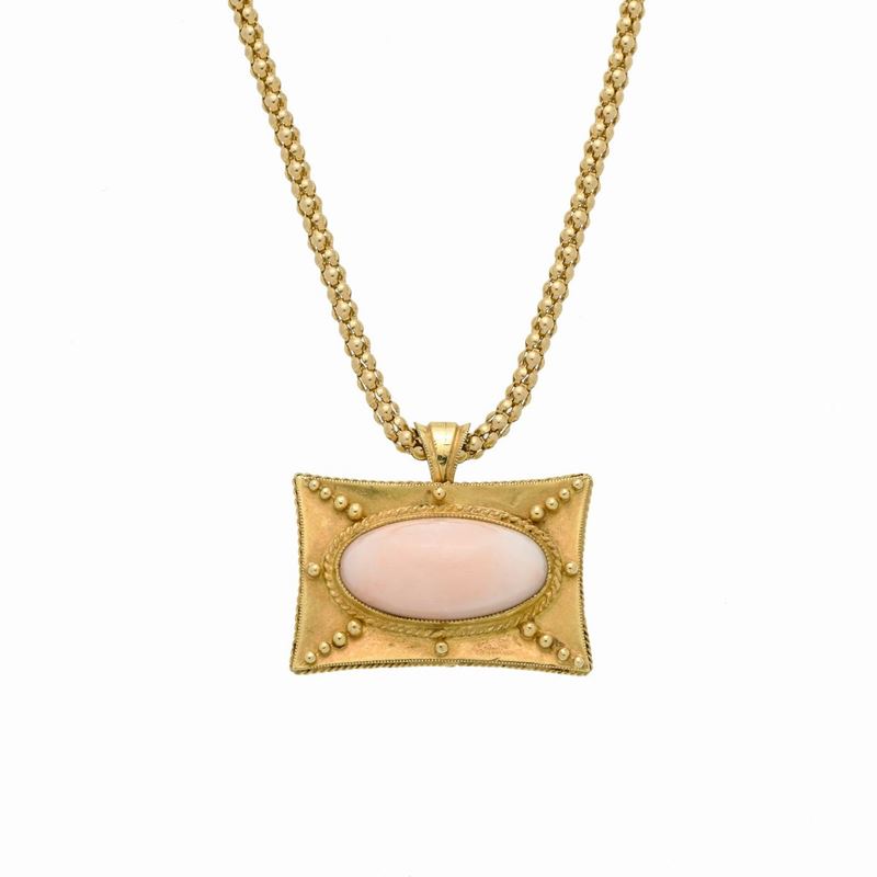 Catena con pendente in oro giallo 18 kt e corallo rosa