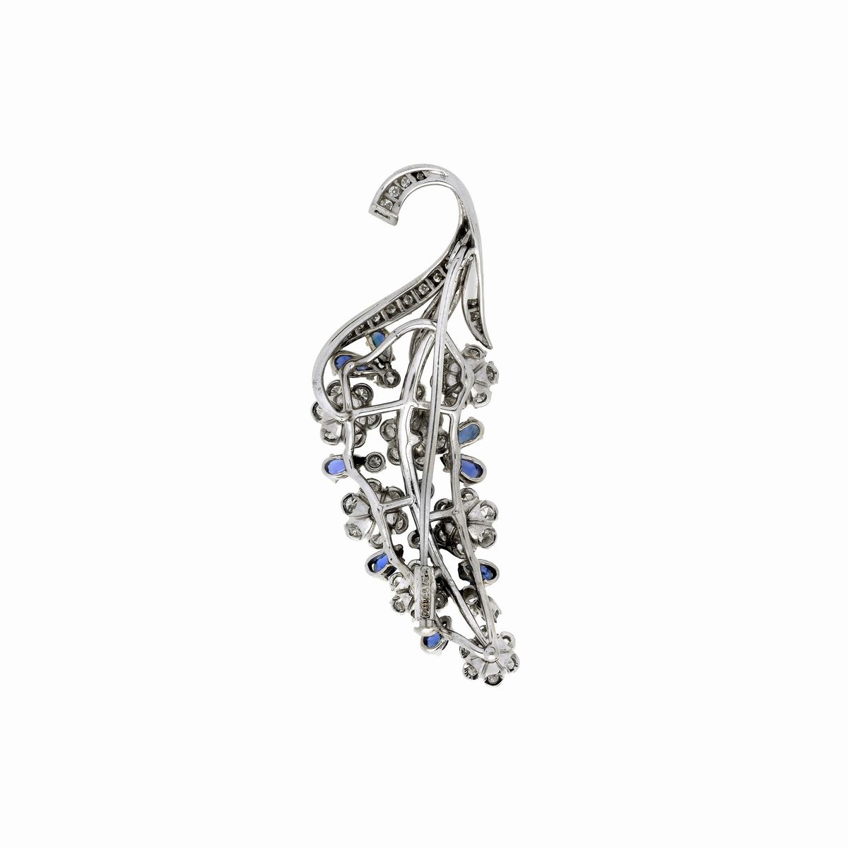 Spilla mazzo di fiori in oro bianco 18 kt, diamanti e zaffiri