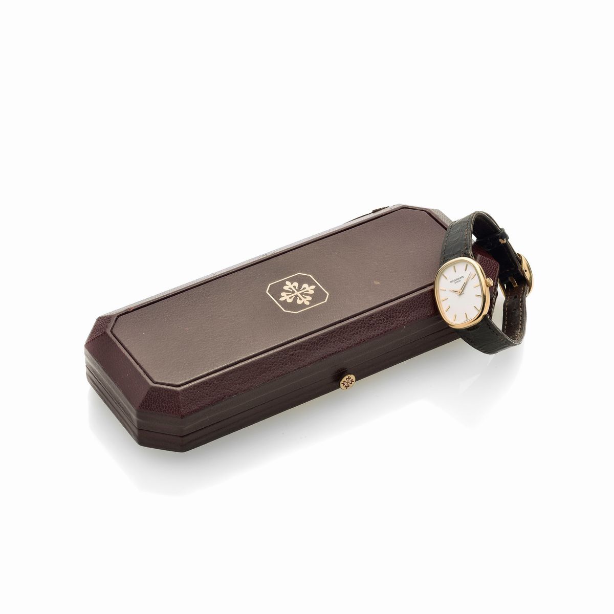 Orologio da polso per signora in oro giallo 18 kt, Patek Philippe, Ellipse