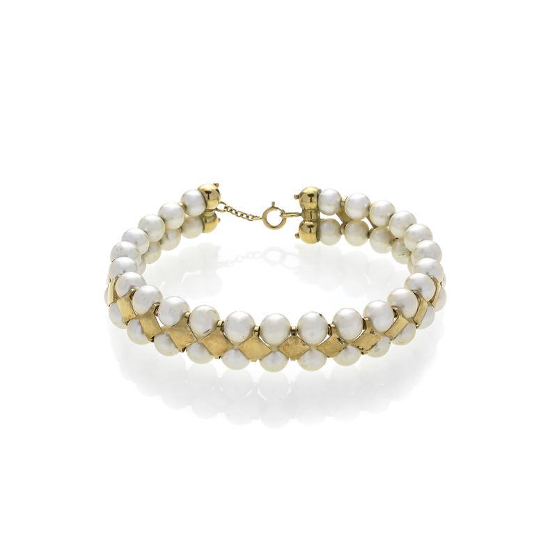 Bracciale Semirigido in Oro Giallo e Perle Coltivate