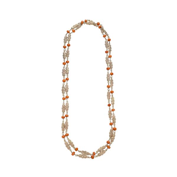 Long necklace in 9kt rose gold and red coral