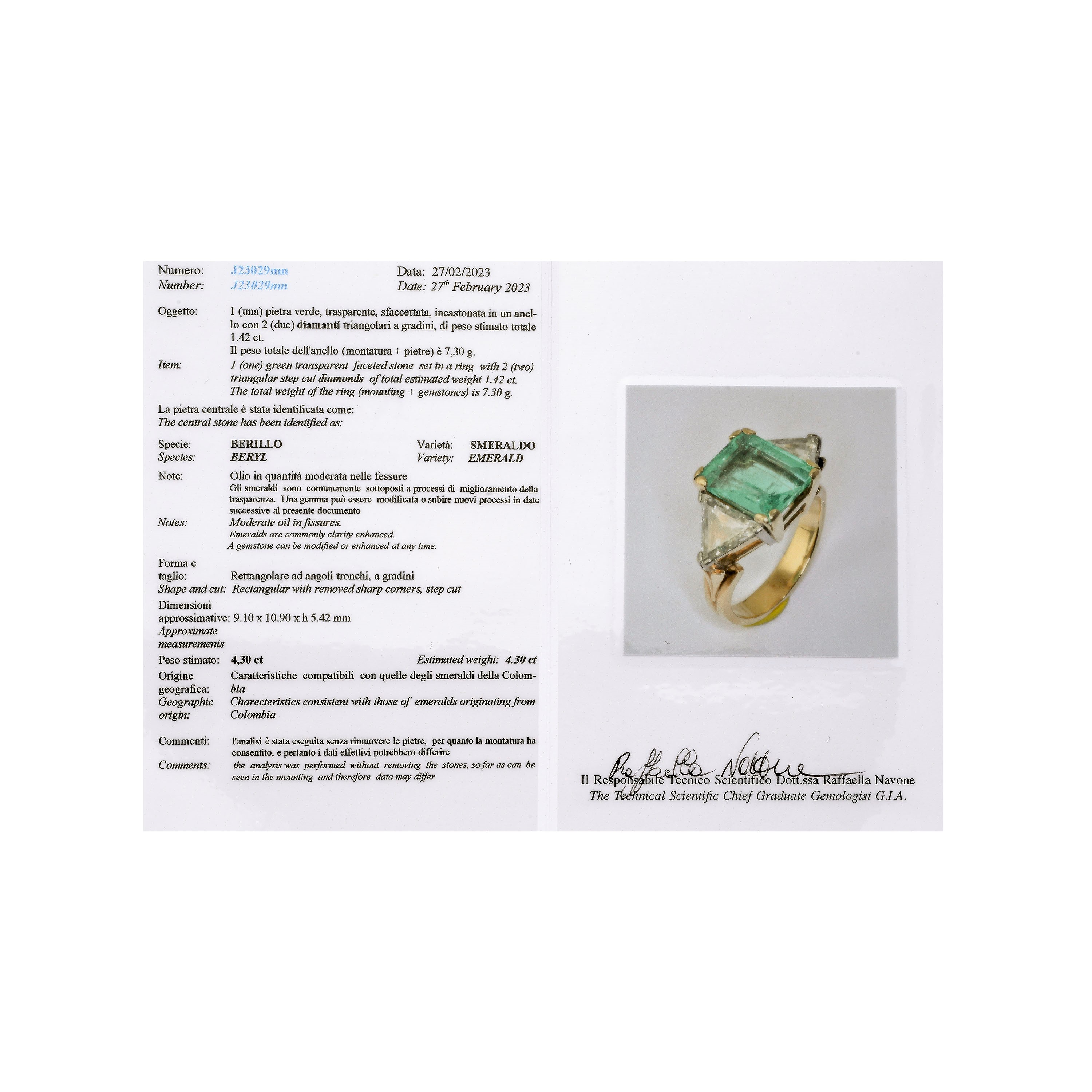 Anello in oro giallo e bianco 18 kt, diamanti e smeraldo Colombiano