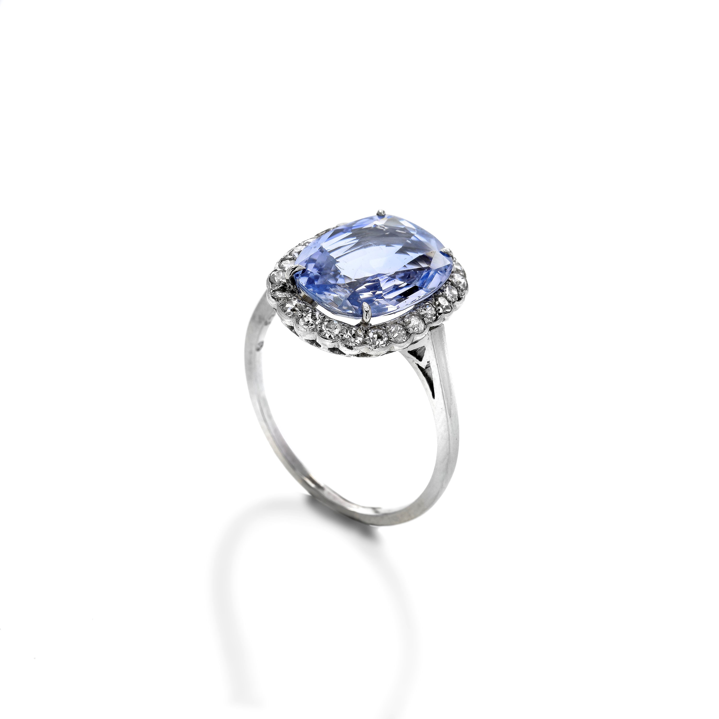 Anello in platino, diamanti e zaffiro Ceylon naturale