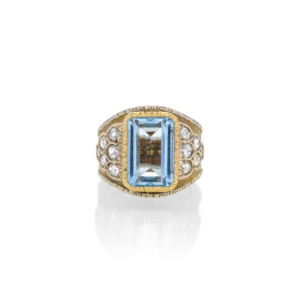 Ring in engraved yellow gold, white gold, diamonds and aquamarine