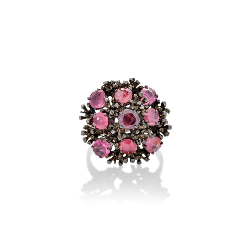 Anello in oro brunito 18 kt e spinelli rosa