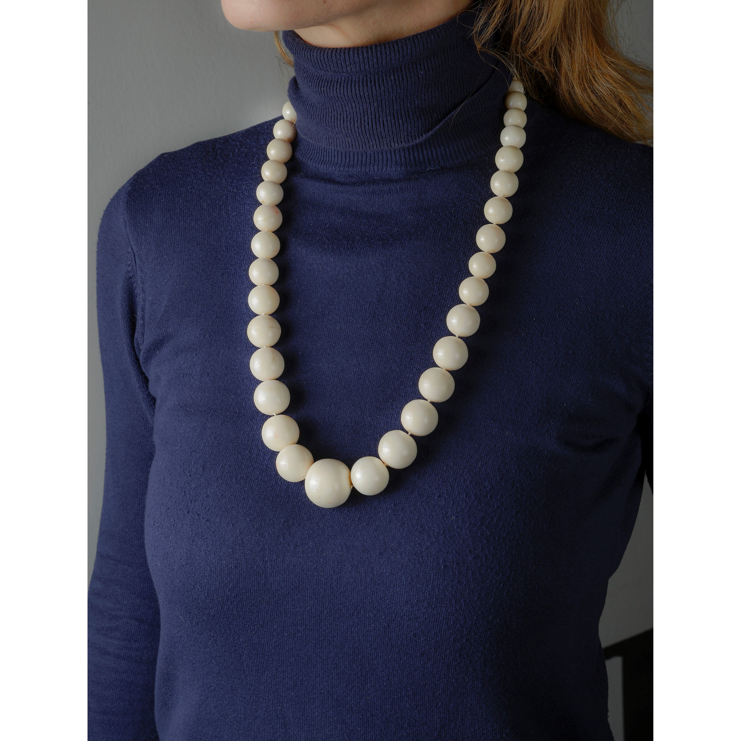 Collana in Corallo Bianco, Oro, Argento e Rubini