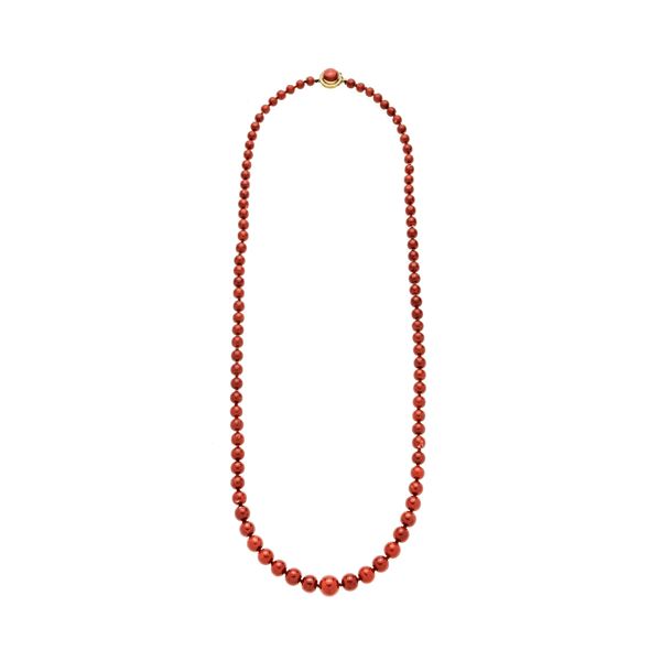 Collana in corallo rosso e oro giallo