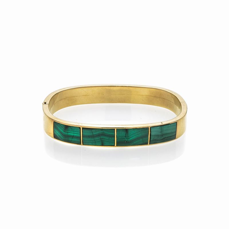Bracciale rigido in oro giallo e malachite