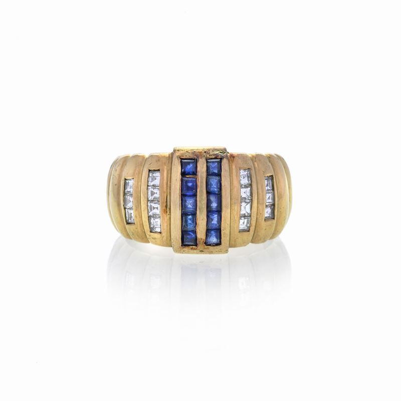 Anello a Fascia in Oro Giallo, Diamanti e Zaffiri
