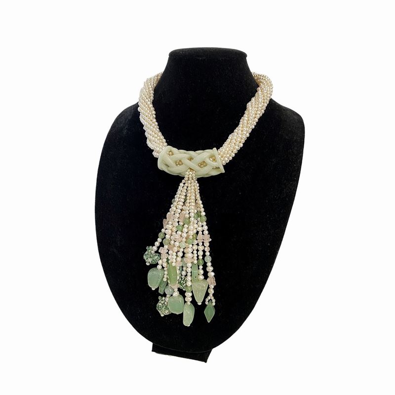 Collana Dieci Fili di Perle di Fiume e Giada, con Pendente Estraibile e Portabile Come Anello