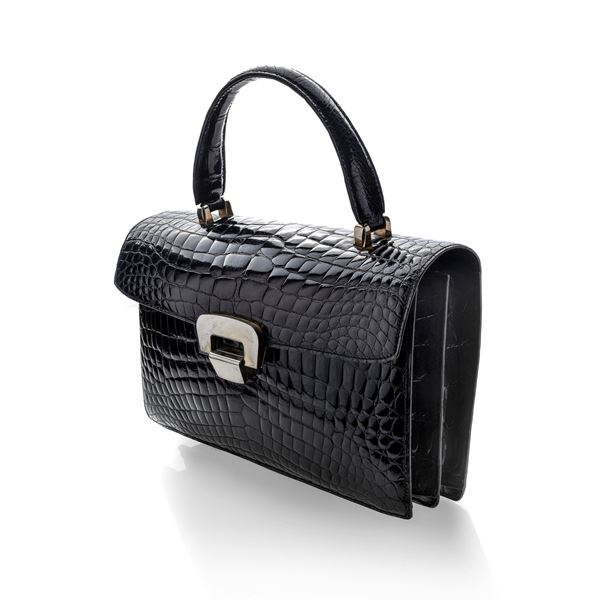 Borsa a mano in coccodrillo nero